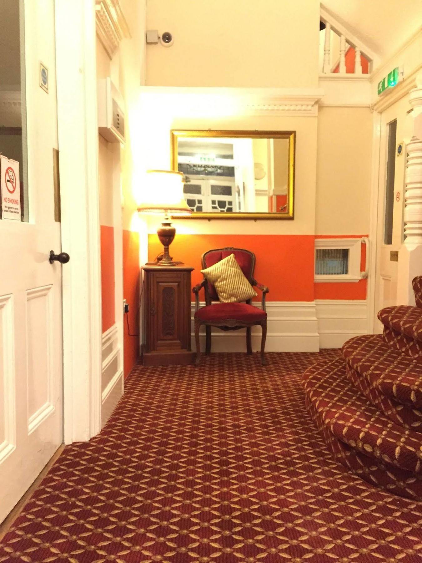 Welbeck Hotel - Close To Beach, Train Station & Southend Airport Exteriör bild